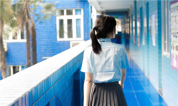 方正如何找到一个可以帮助我生孩子的女人？